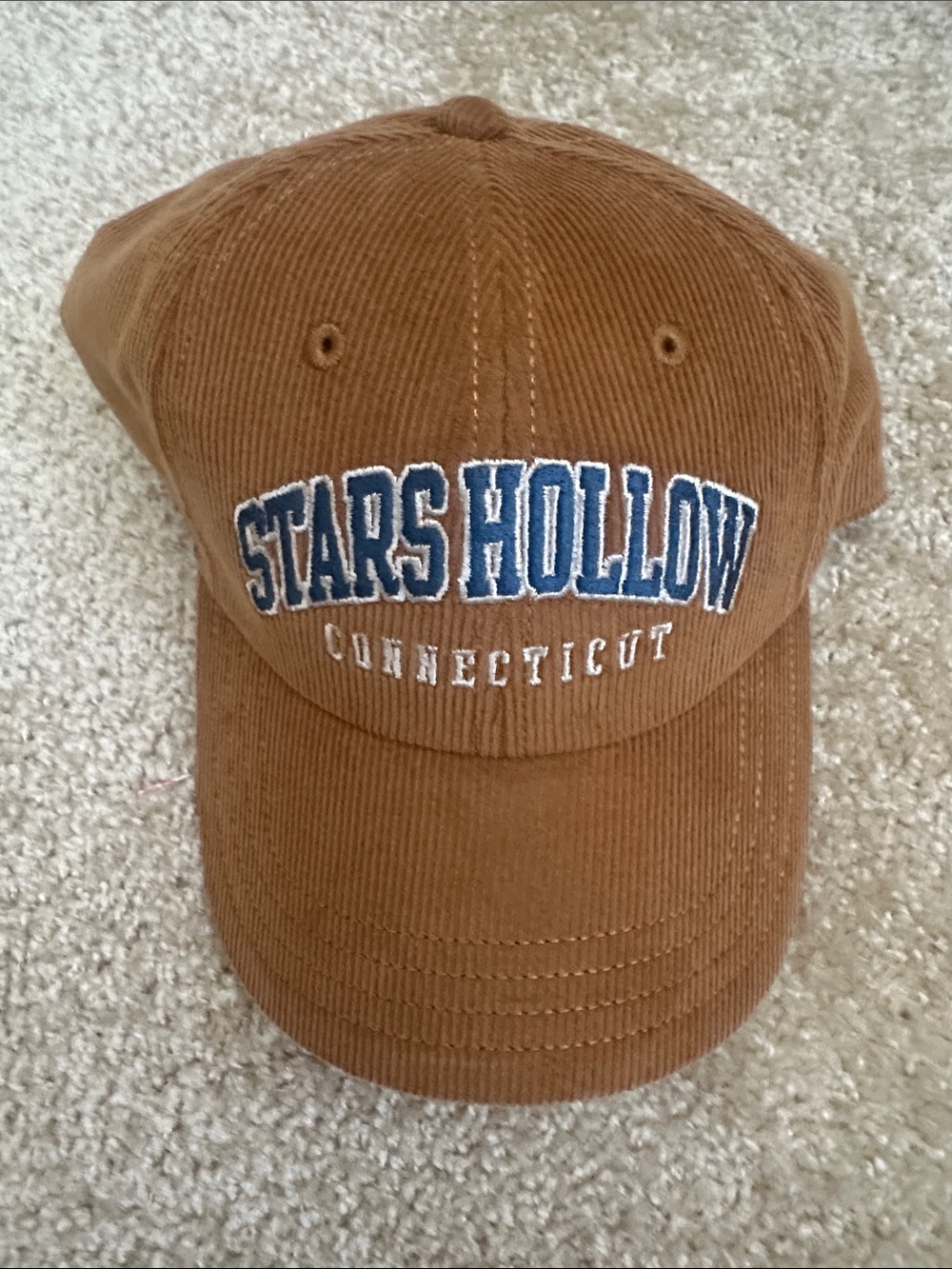 Gilmore Girls hat